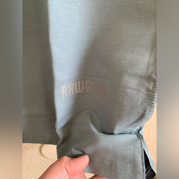 Rawgear Long Sleeved Shirt Size Model RG429 NWT 🌴 - Picture 5 of 9